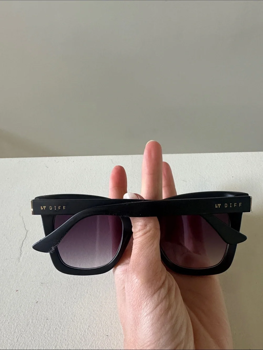 New DIFF 50mm Talia Square Sunglasses